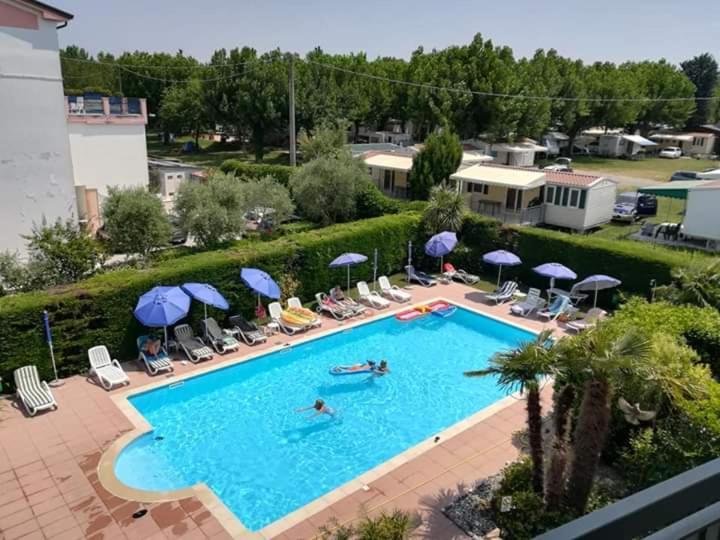 Hotel Fornaci Пескьера-дель-Гарда Экстерьер фото