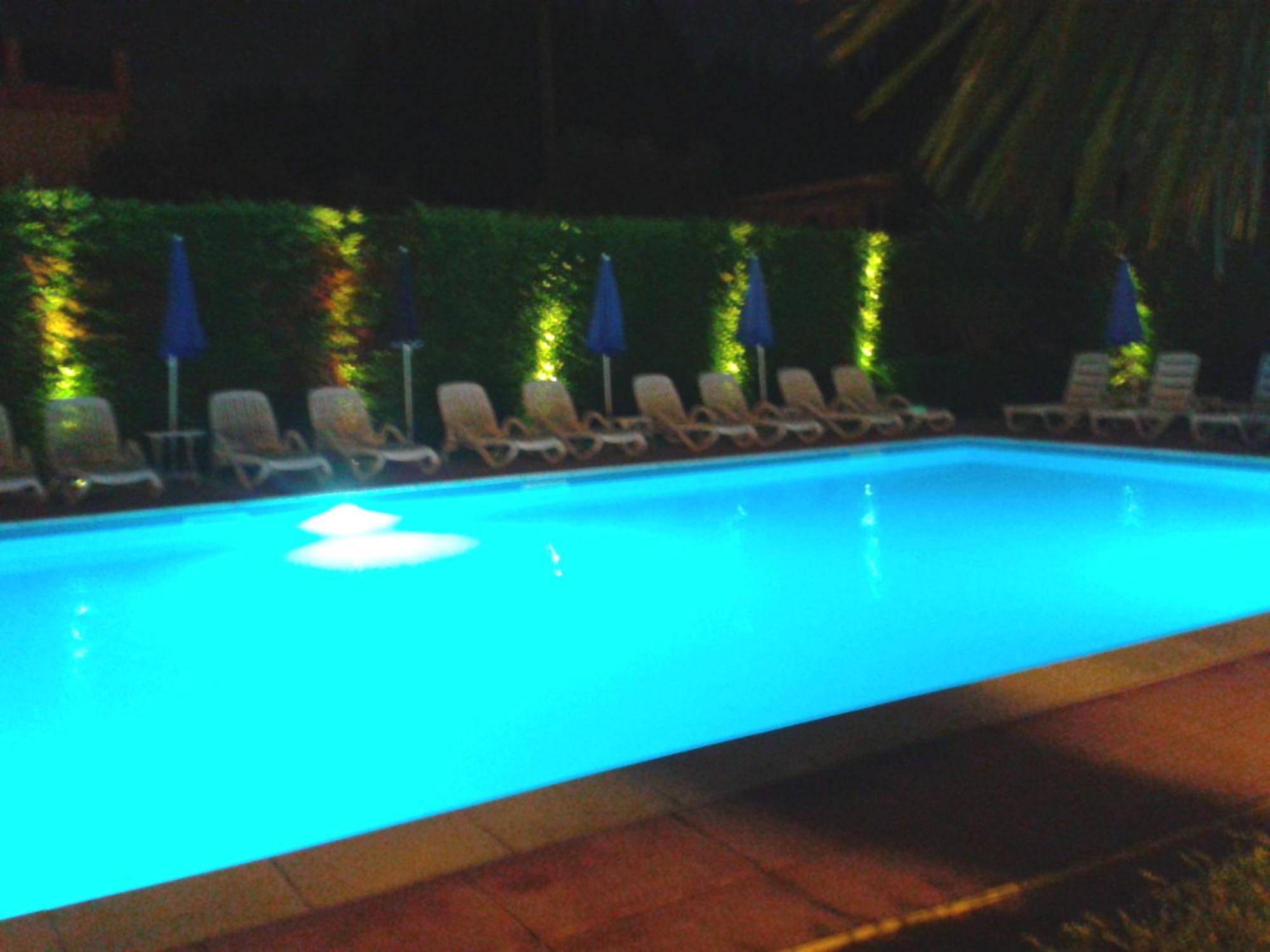 Hotel Fornaci Пескьера-дель-Гарда Экстерьер фото