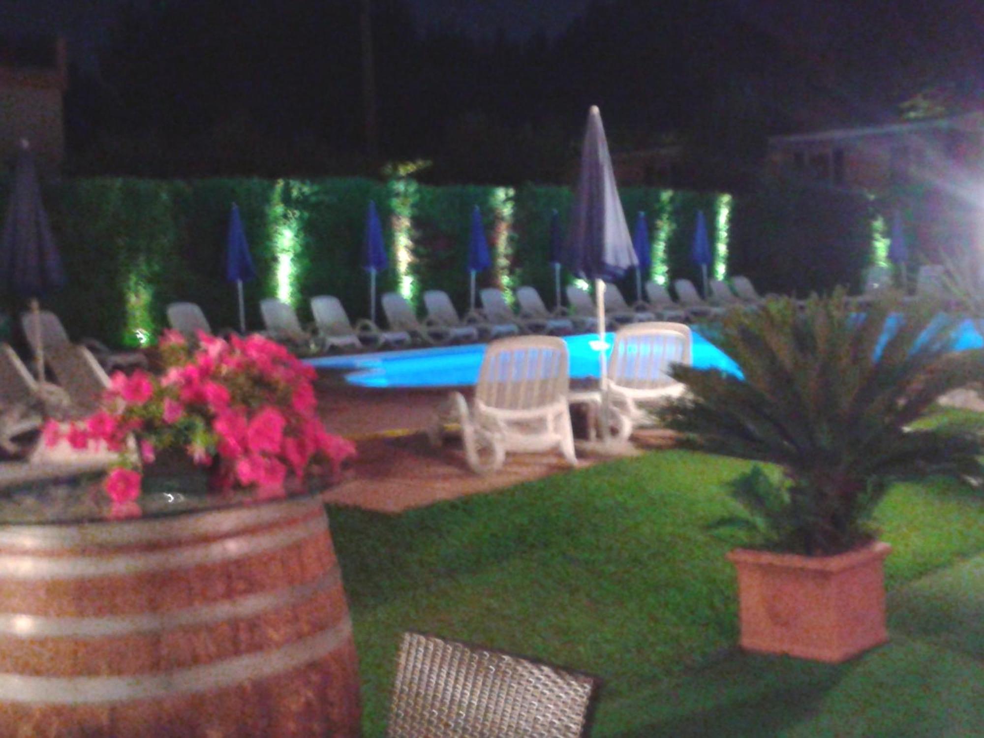 Hotel Fornaci Пескьера-дель-Гарда Экстерьер фото